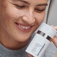 thumbnail image 4 of Crema hidratante Dermalogica PowerBright para toda la noche, 50 ml, 4 of 5