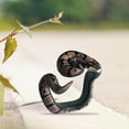 thumbnail image 4 of de serpiente falsa de plástico hecha a mano, muñequera de muñequera Pitón bola Zulema Pulsera de serpiente de simulación, 4 of 8