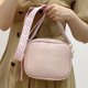 thumbnail image 4 of Bolsa De Hombro Bolsa de viaje a la moda, monederos de cuero PU para mujer, correa ancha, Simple, suave para ir de compras Likrtyny Para Estrenar, 4 of 5