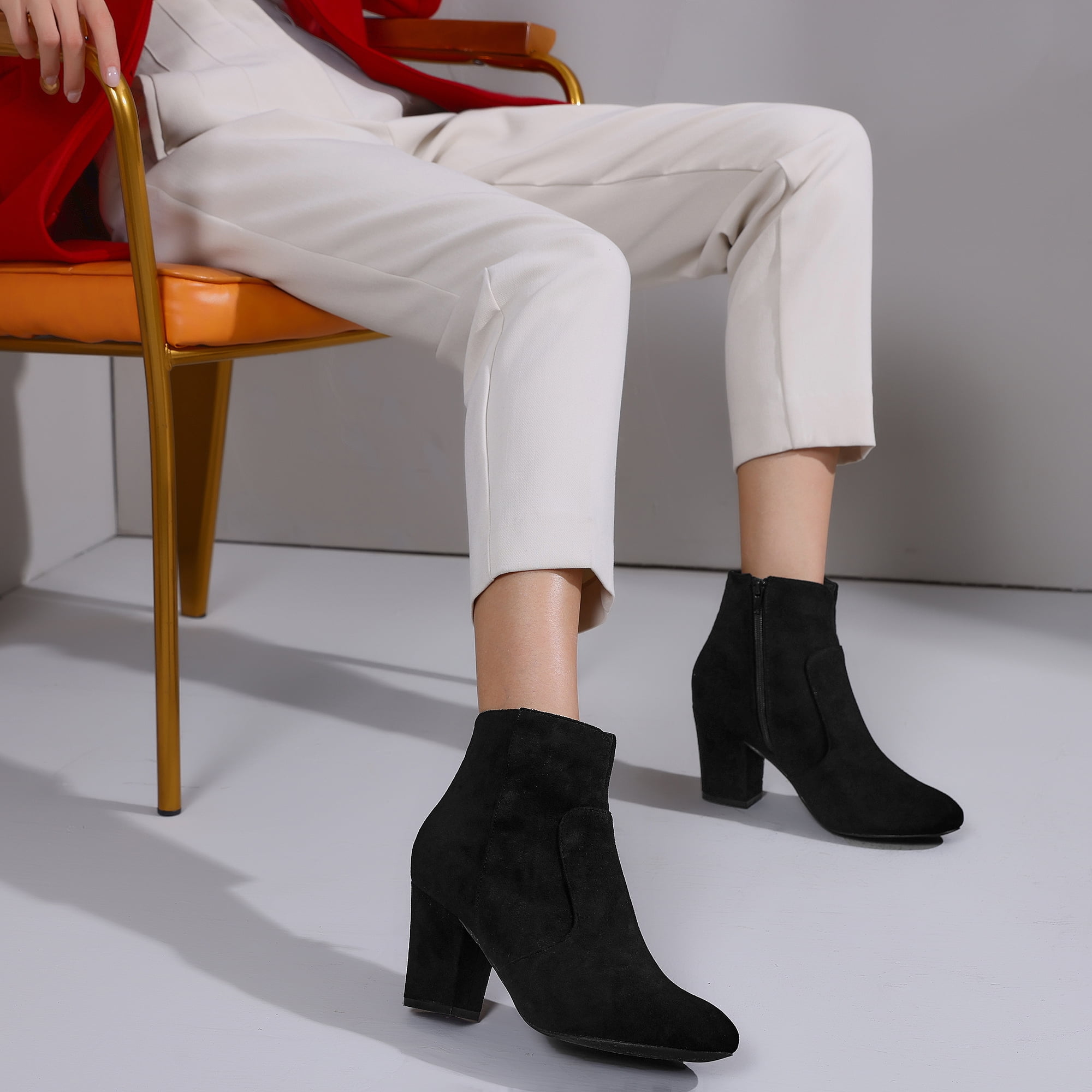 DARING DIVA Stylish Heel Round Toe and Chunky Heels Boots Black 8
