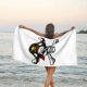 thumbnail image 3 of Toalla de playa con bandera pirata y calavera de Jolly Roger, toallas de baño de microfibra, manta de playa suave para desfiles, natación, yoga, mujeres y hombres, 3 of 4