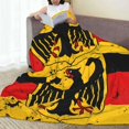 thumbnail image 4 of Manta de microfibra ultra suave con diseño de bandera alemana y escudo de armas de Alemania, manta de microfibra para todas las estaciones, manta cálida para cama, silla, sofá, sala de estar, cuna de, 4 of 7