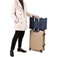 thumbnail image 3 of Bolsa de viaje ligera para hombre y mujer, azul marino, mediana, Moderna/Equipada ER, 3 of 4
