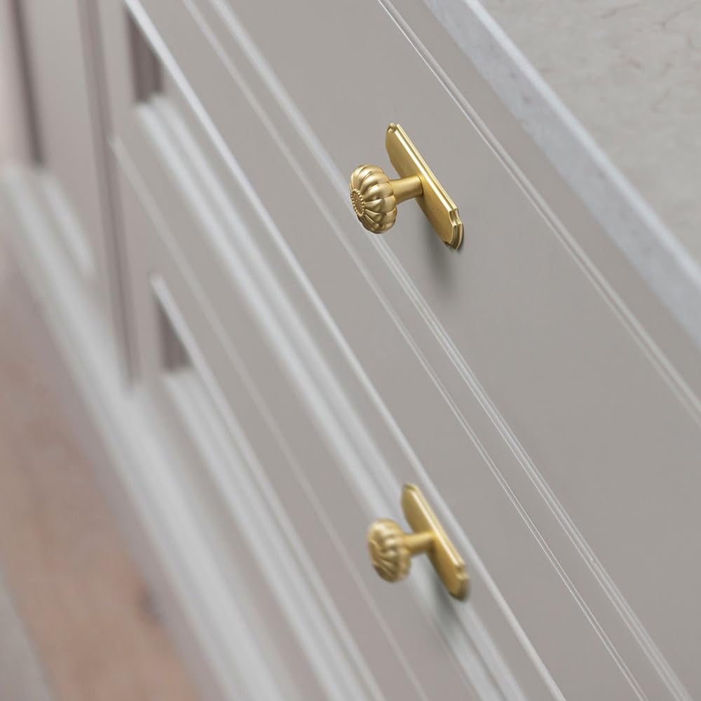 Set of 6 - Elegant Vintage Bloom Antique Brass Cabinet Knobs with Backplate, Drawer Pulls for Kitchen, Dresser Cabinet Hardware for Bedroom, 1-1/4 Inches Diameter Handles