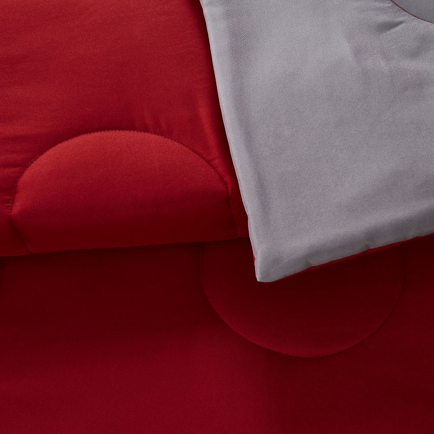 Mainstays 7-Piece Reversible Bed-in-a-Bag Comforter Set with Sheets, Red, King