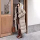 thumbnail image 2 of Chaqueta de plumón larga de invierno 2024 para mujer, chaqueta acolchada con capucha y plumón de pato blanco suelto, abrigo grueso y cálido hasta la rodilla, resistente al viento, 2 of 5