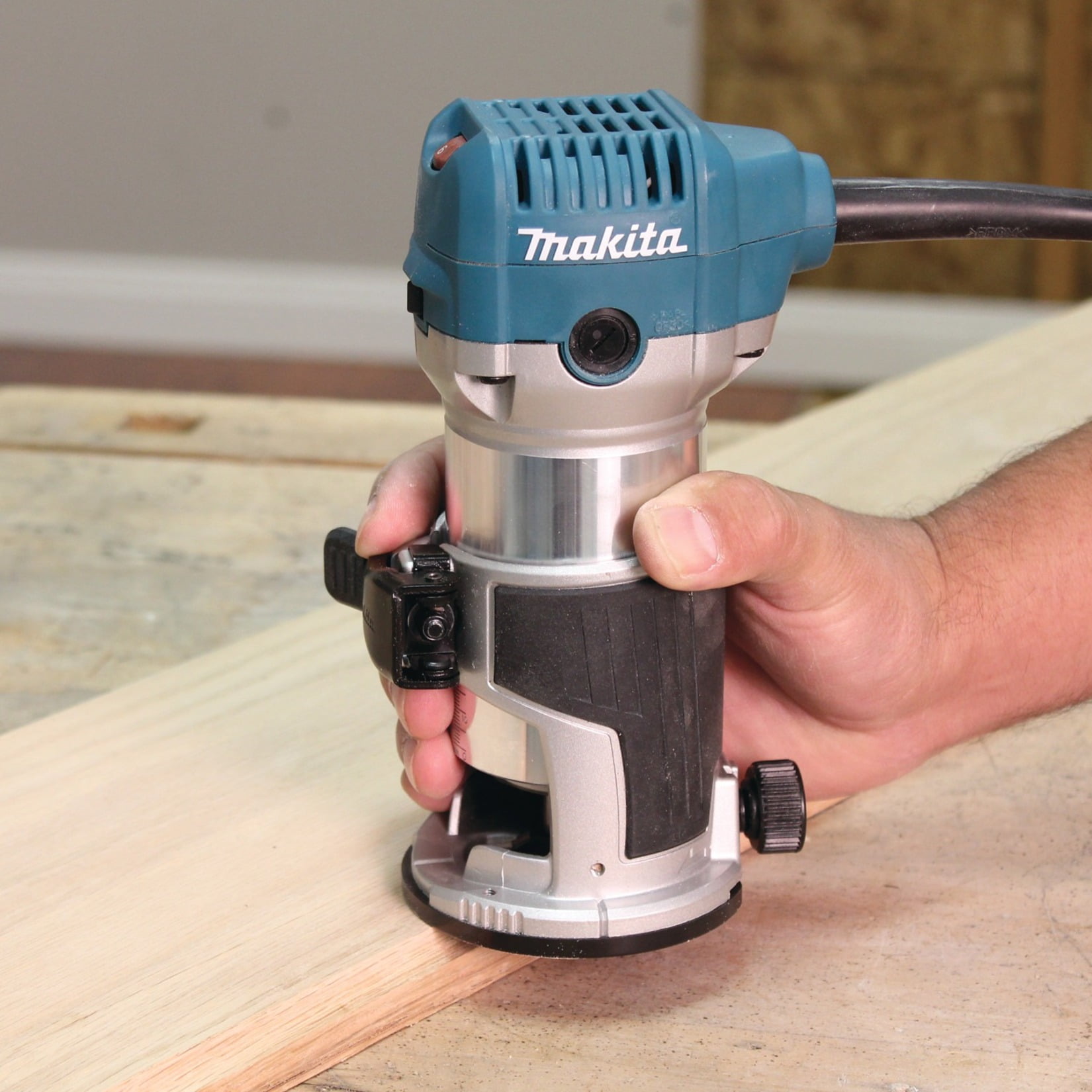 Makita rt0701cx7 accessories hotsell