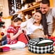 thumbnail image 4 of Bolsa de almacenamiento para coronas navideñas, 4 piezas, redonda, a cuadros de búfalo, contenedor de almacenamiento grande con cremallera (blanco y negro, 24 pulgadas), 4 of 5