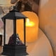 thumbnail image 4 of Lámpara de Llama de Halloween, Efecto de Chimenea Simulada, Linterna a Pilas, Decoración de Carbón Negro, Ambiente de Festival Fantasma, Ideal para Sala de Estar y Dormitorio, Tamaño 5 X 5 X 13 Cm, 4 of 7