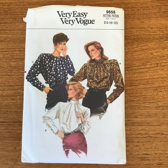 Vintage 1986 Easy Vogue 9656 Misses Blouse Pattern Very Size 14 16 18