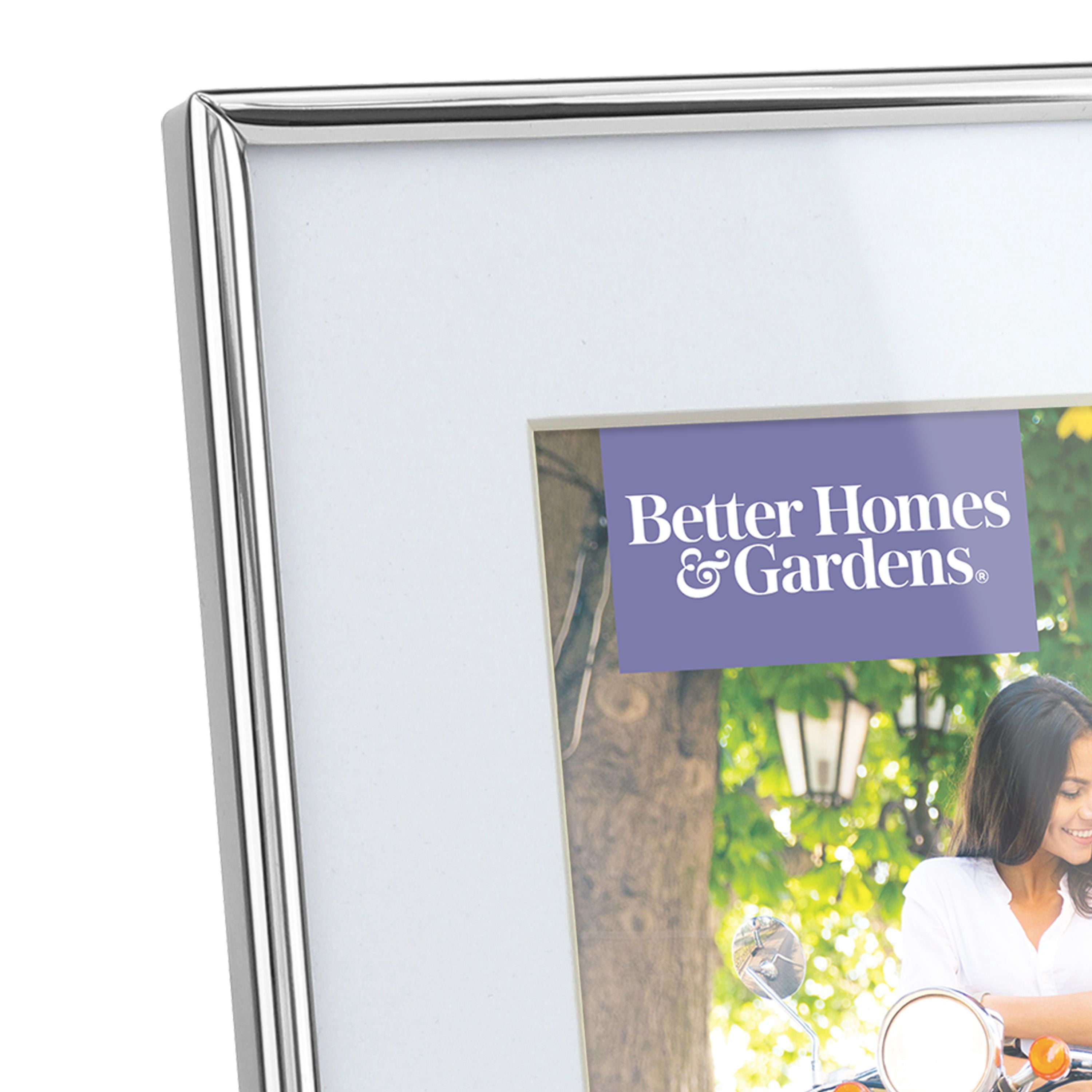 Better Homes & Gardens Rectangle Metal Single Picture Frame, Silver, 6 x 8, Matted for 4 x 6 Photo