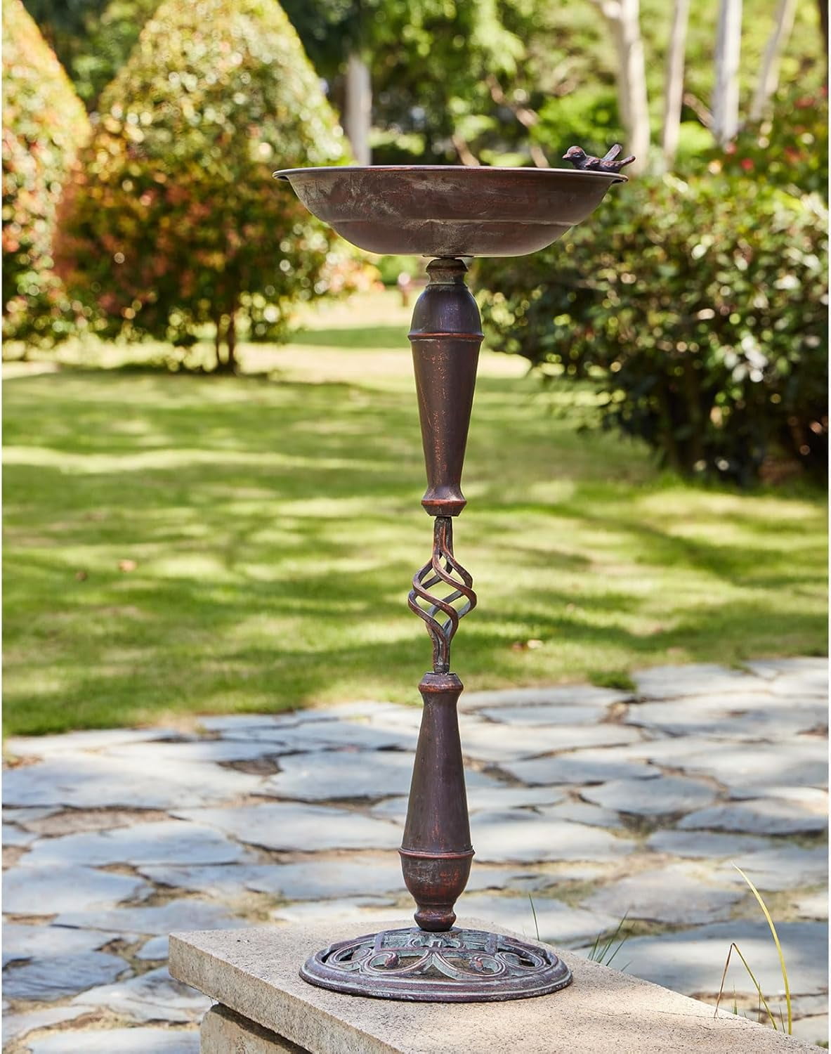 Cast Iron Pedestal Bird Bath，Metal Bird Bath for Outdoor，Vintage Metal Bird Bath Garden Decoration