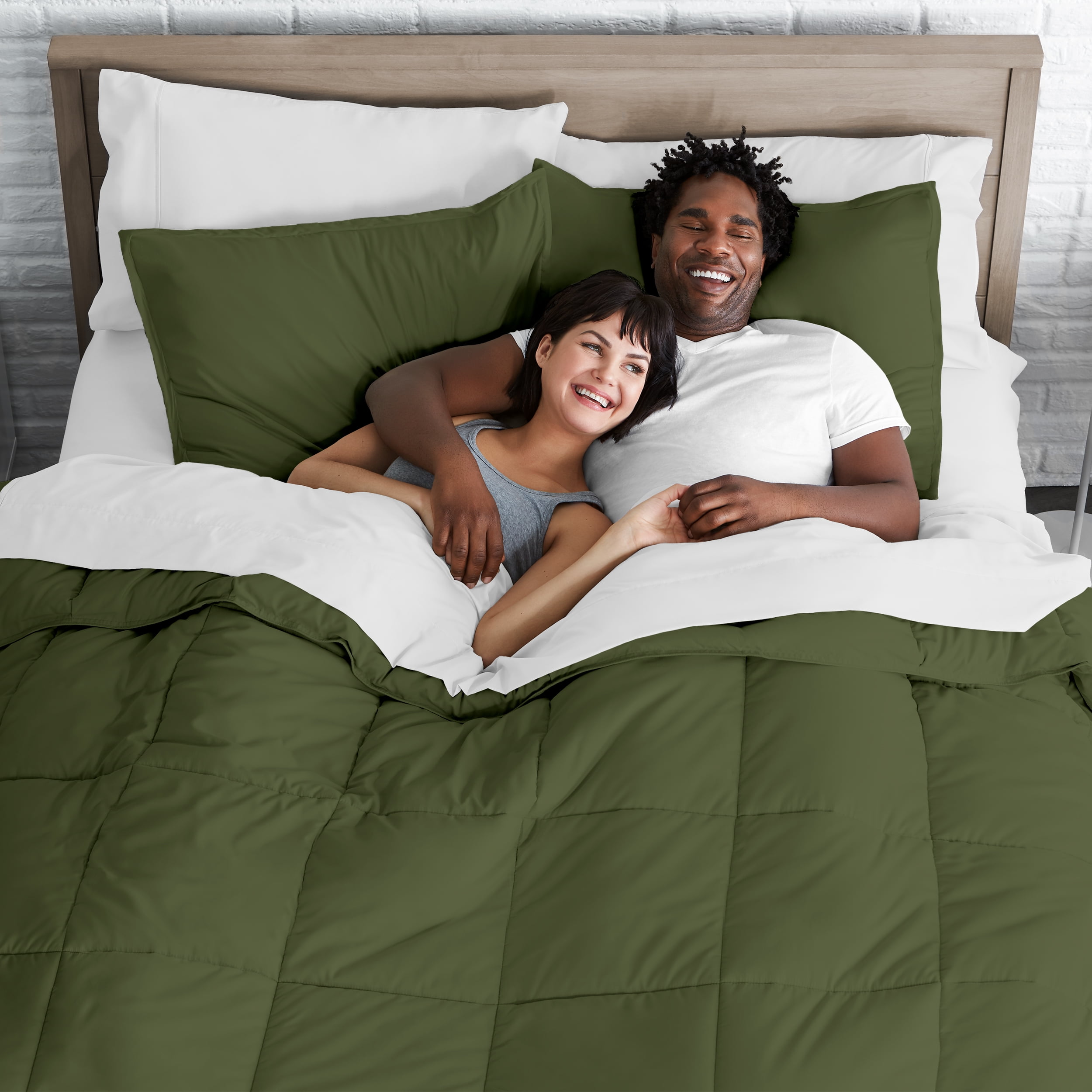 Bare Home Microfiber 5-Piece Green and White Bed in a Bag, Twin XL