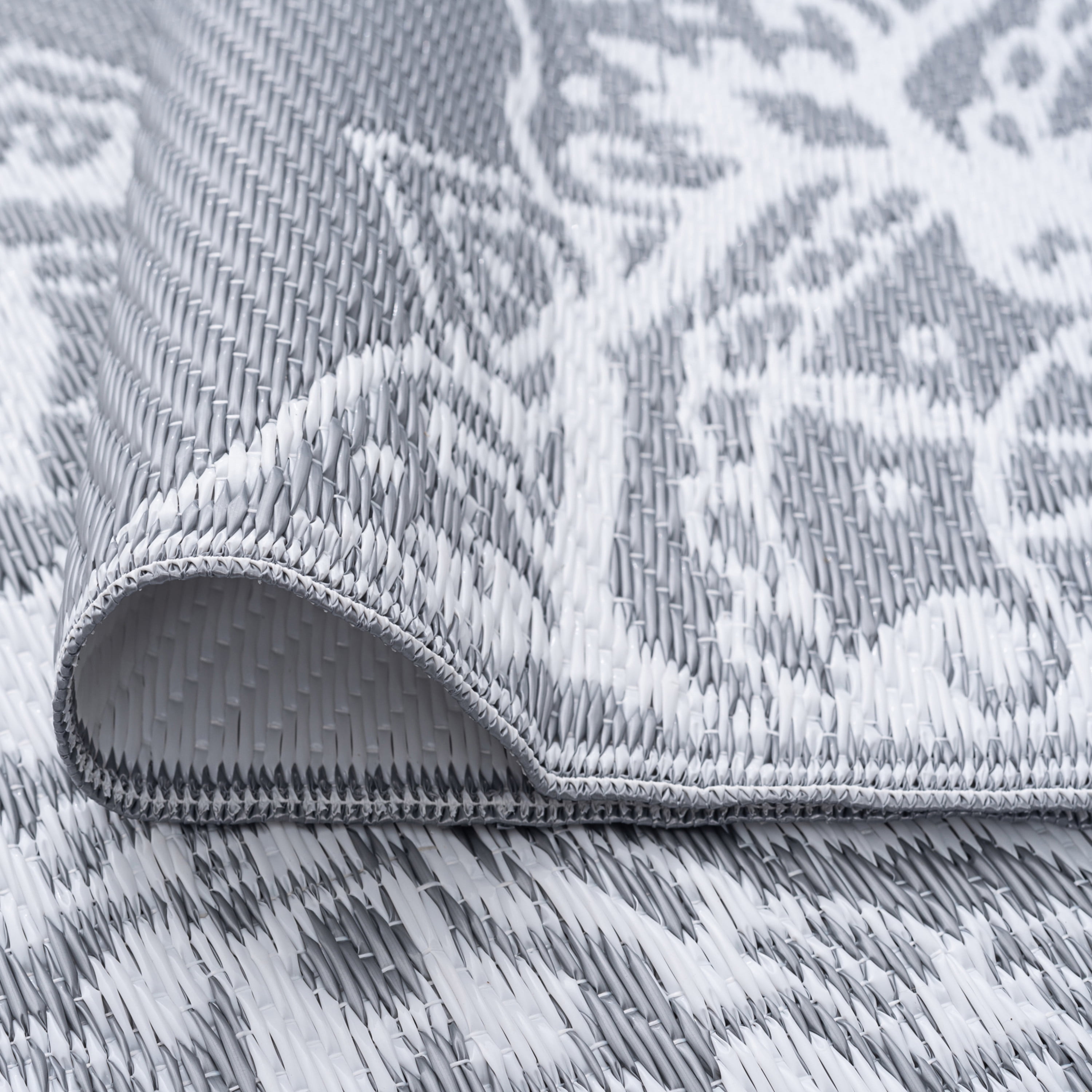 8x10 Reversible Gray Polypropylene Outdoor Medallion Area Rug