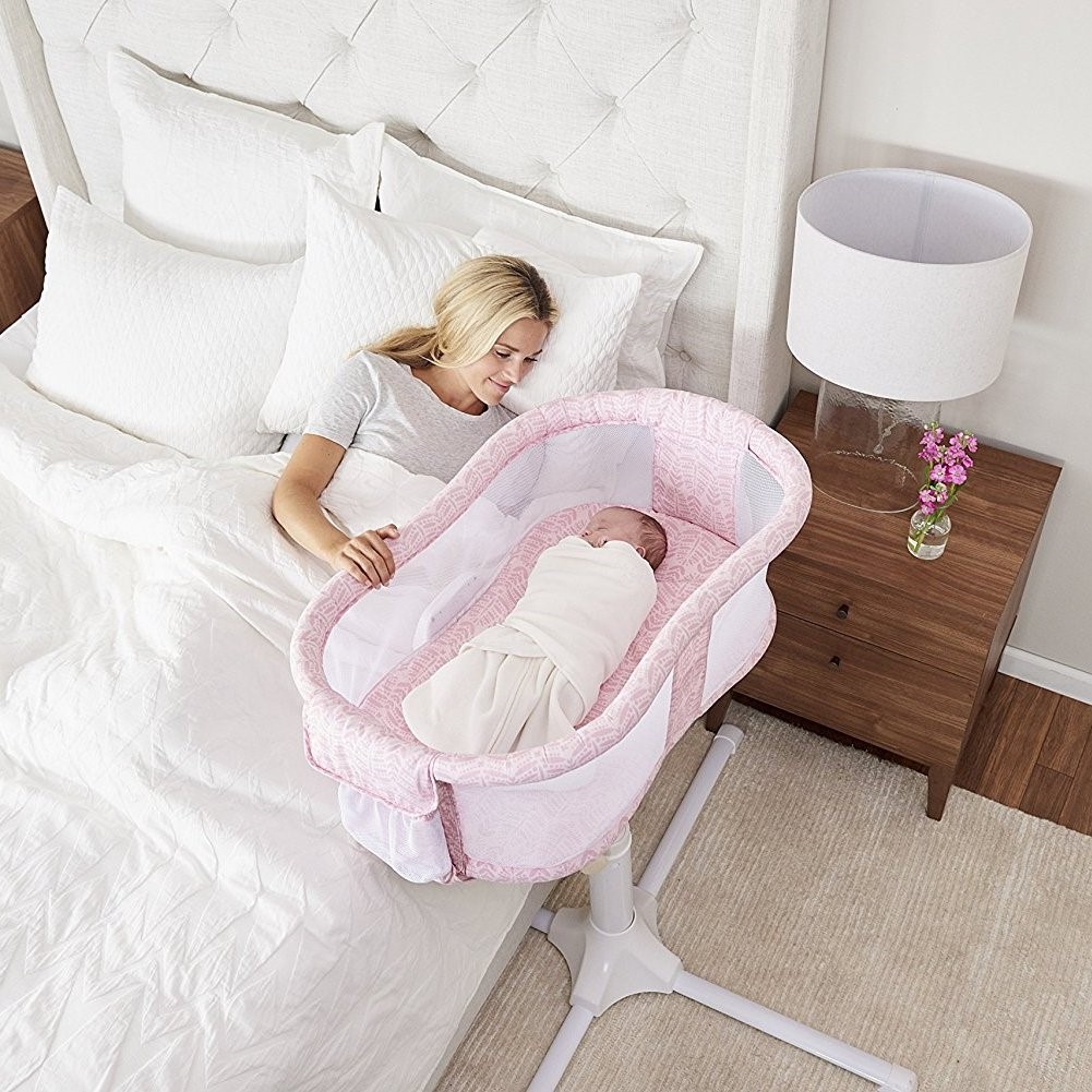 halo swivel bassinet pink
