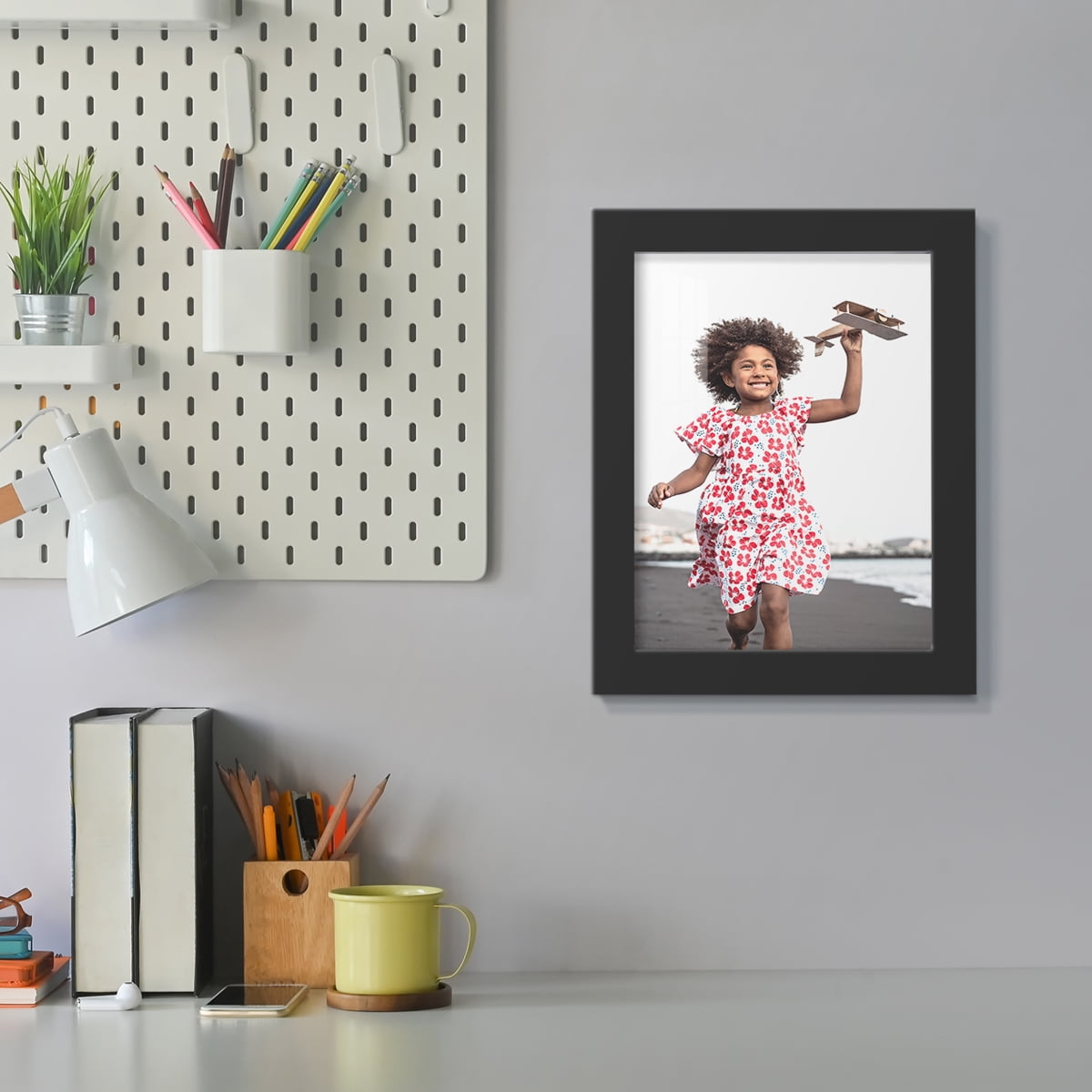 Modern Real Wood 6x8 inch Picture Frame in Black