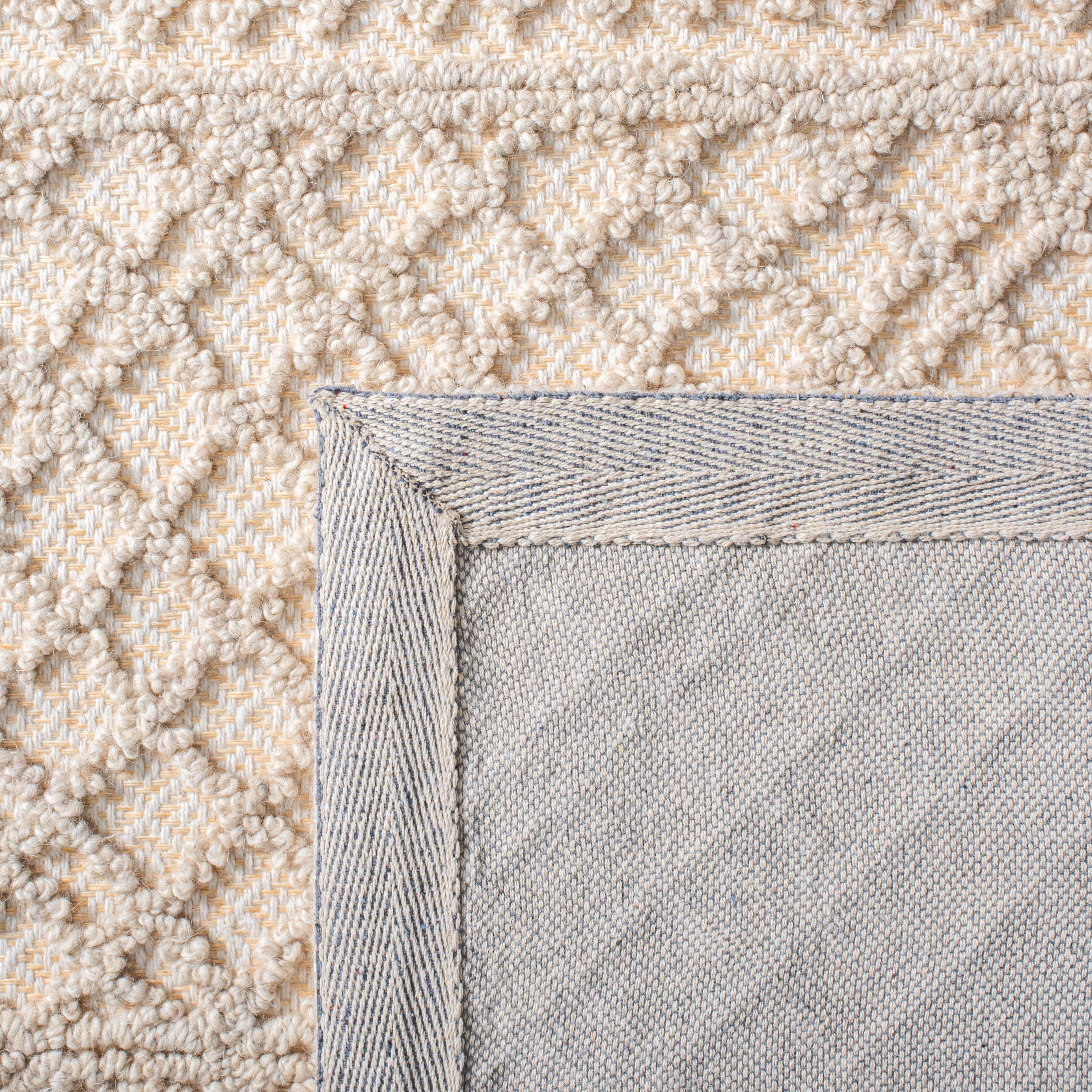SAFAVIEH Trace Galen Geometric Area Rug, Ivory, 5' x 8'