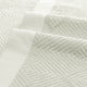 thumbnail image 2 of Toallas de baño de algodón REGALWOVEN grandes, paquete de 2 toallas suaves, más rápidas para secar y toallas ligeras para el baño blancas 28' x 56', 2 of 7