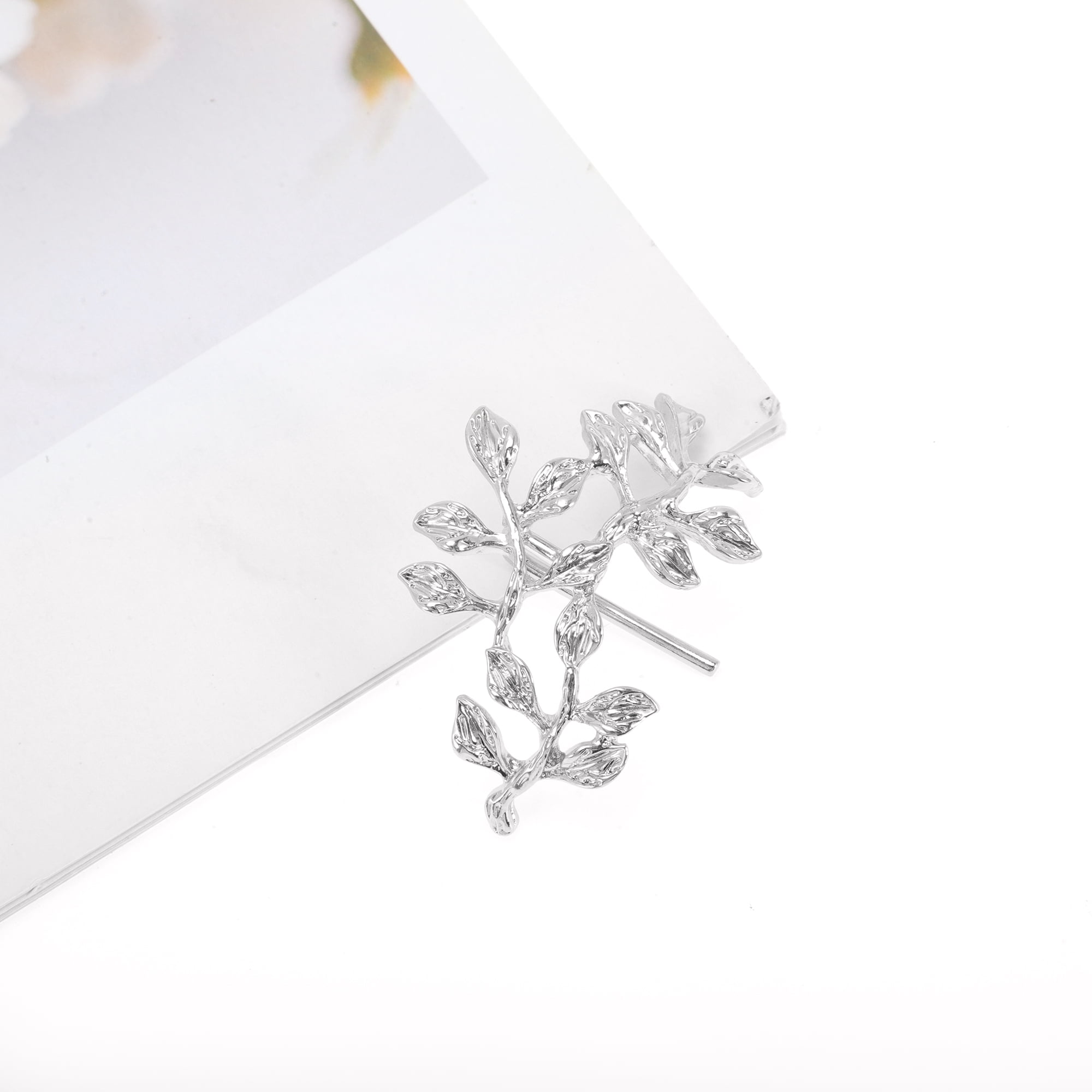 Unique Bargains Stylish Leaf Ponytail Buckle Hair Clip for Women 1 Pc Silver Tone