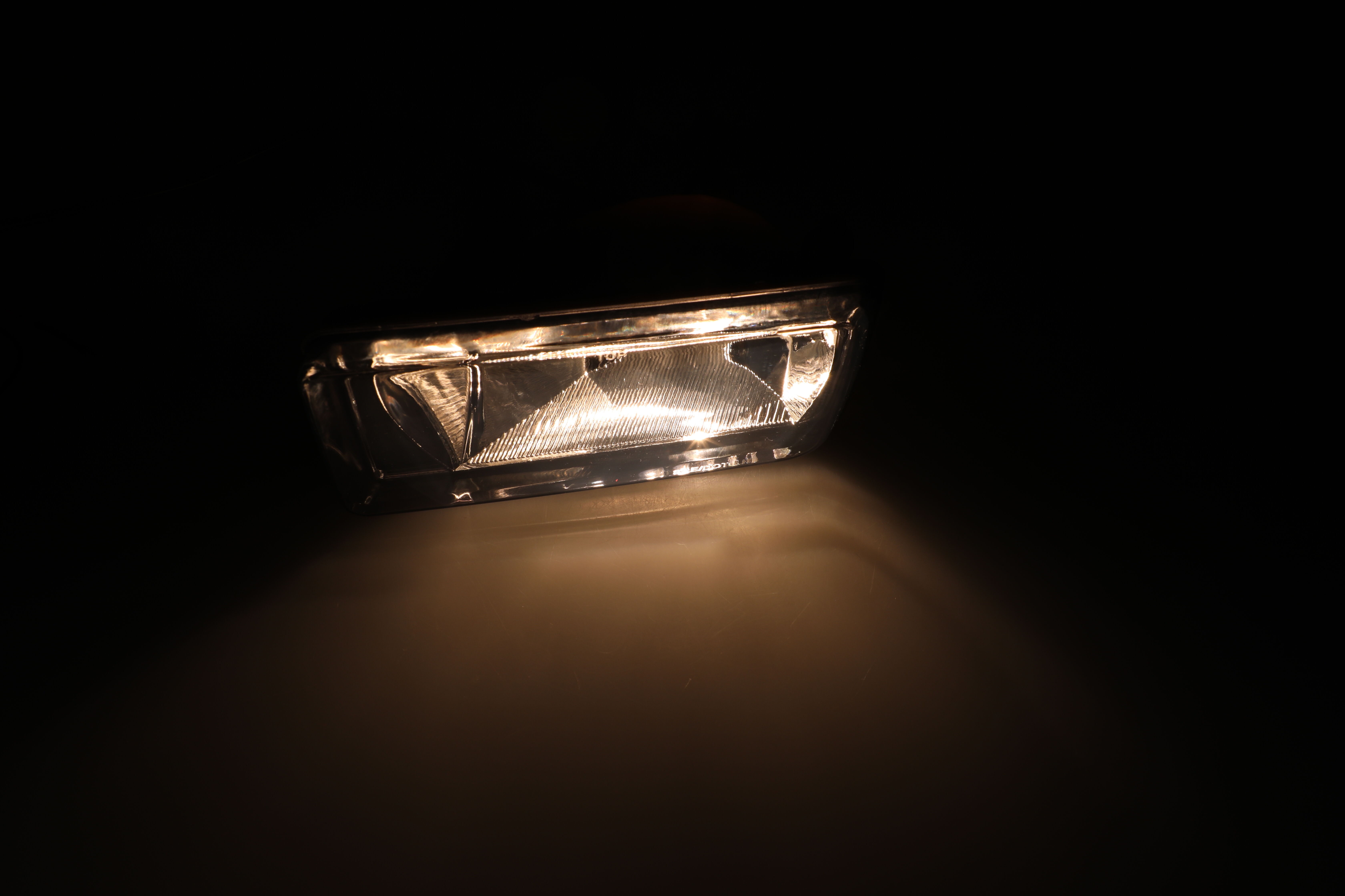 for Chevrolet Fog Light Assembly - 2007-2015 Silverado 1500, 2007-2014 Silverado 2500/3500, Specific Suburban, Tahoe, Avalanche