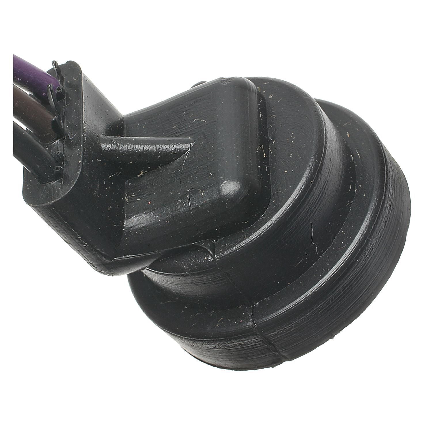 Standard Motor Products S747 Pigtail/Socket Assorted One Size Fits select: 2000-2004 JEEP GRAND CHEROKEE, 1994-1997 DODGE RAM 1500