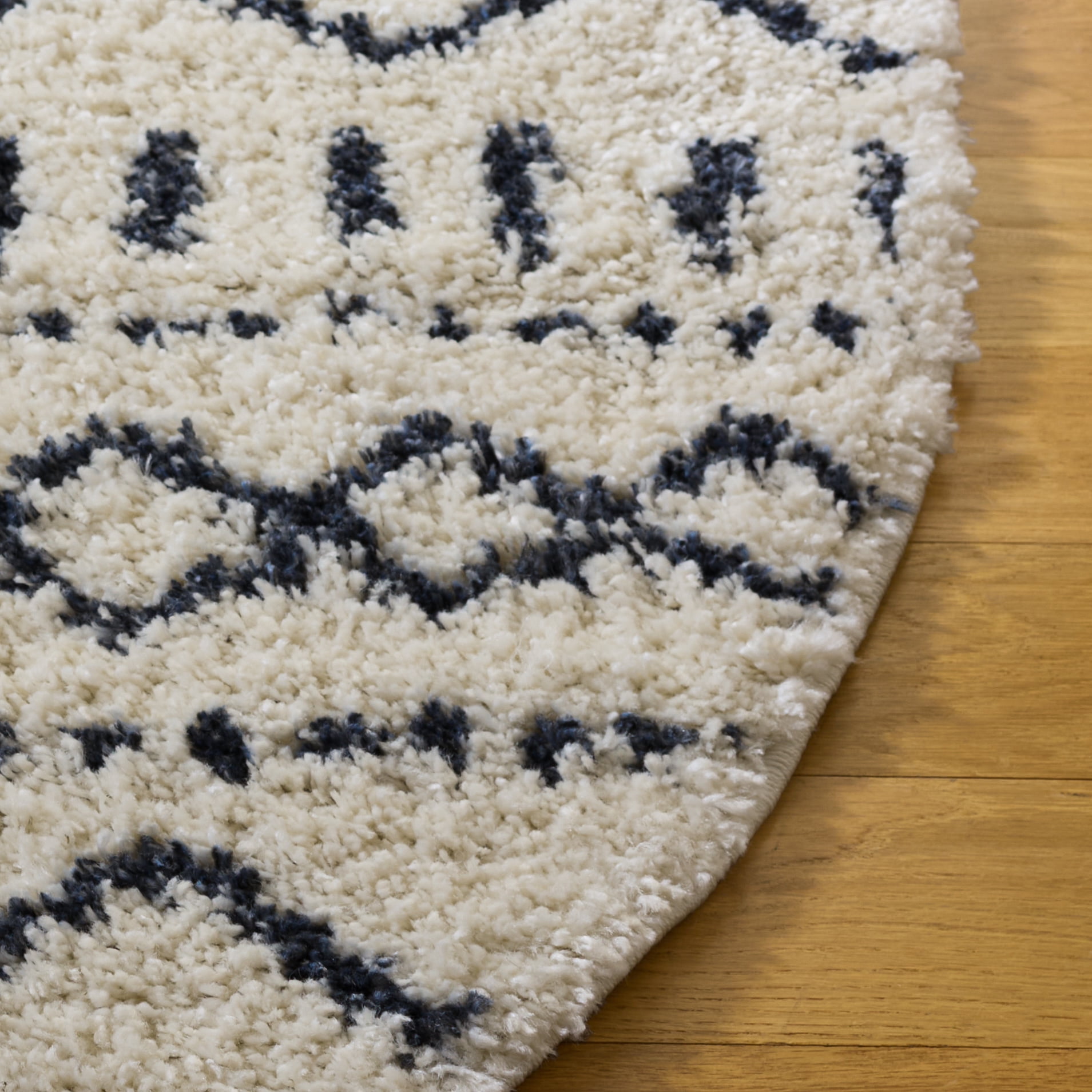 Safavieh Arizona Teagan Geometric Shag Area Rug, Ivory/Slate, 6' x 8' Oval