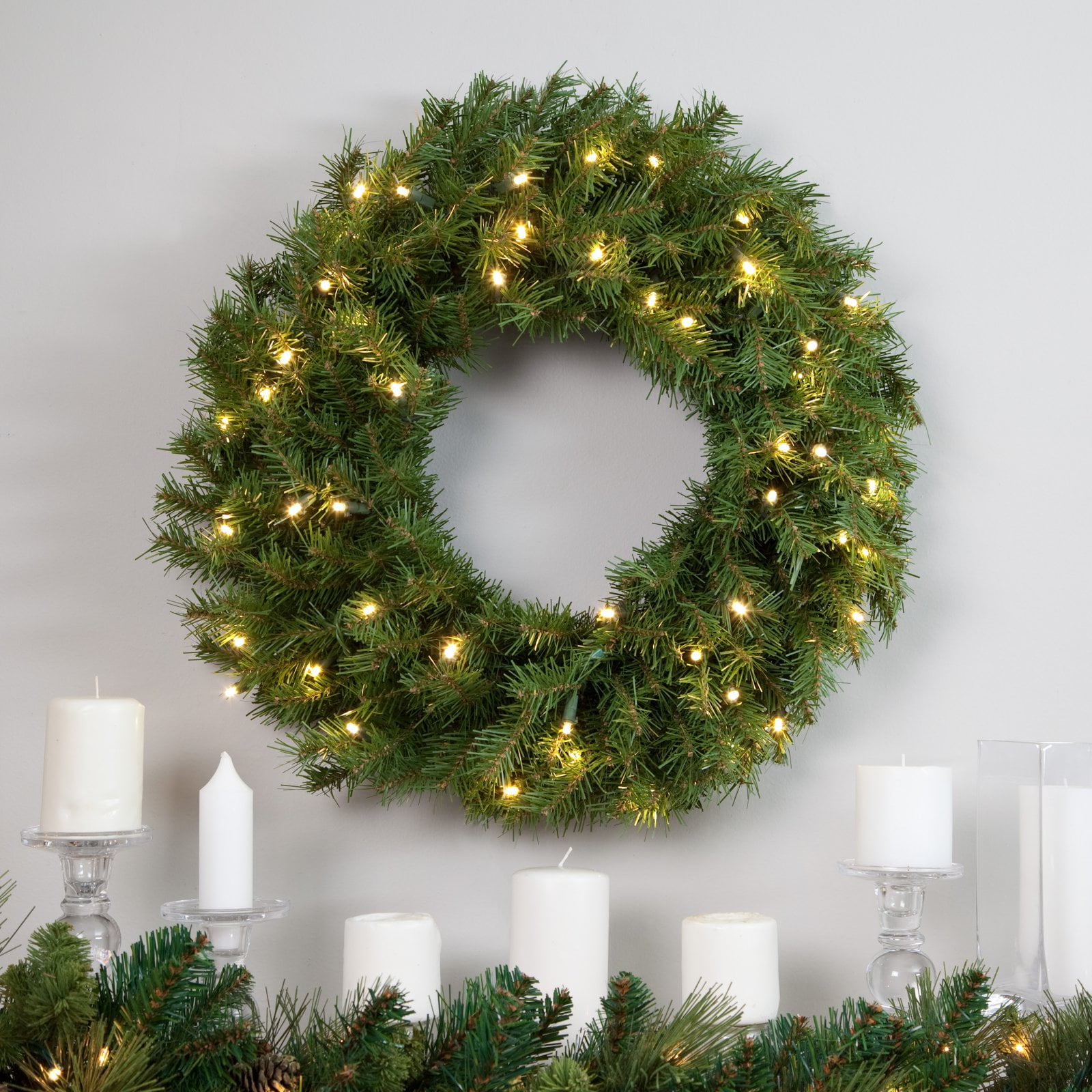 National Tree 24" Norwood Fir Wreath with 50 Warm White Battery