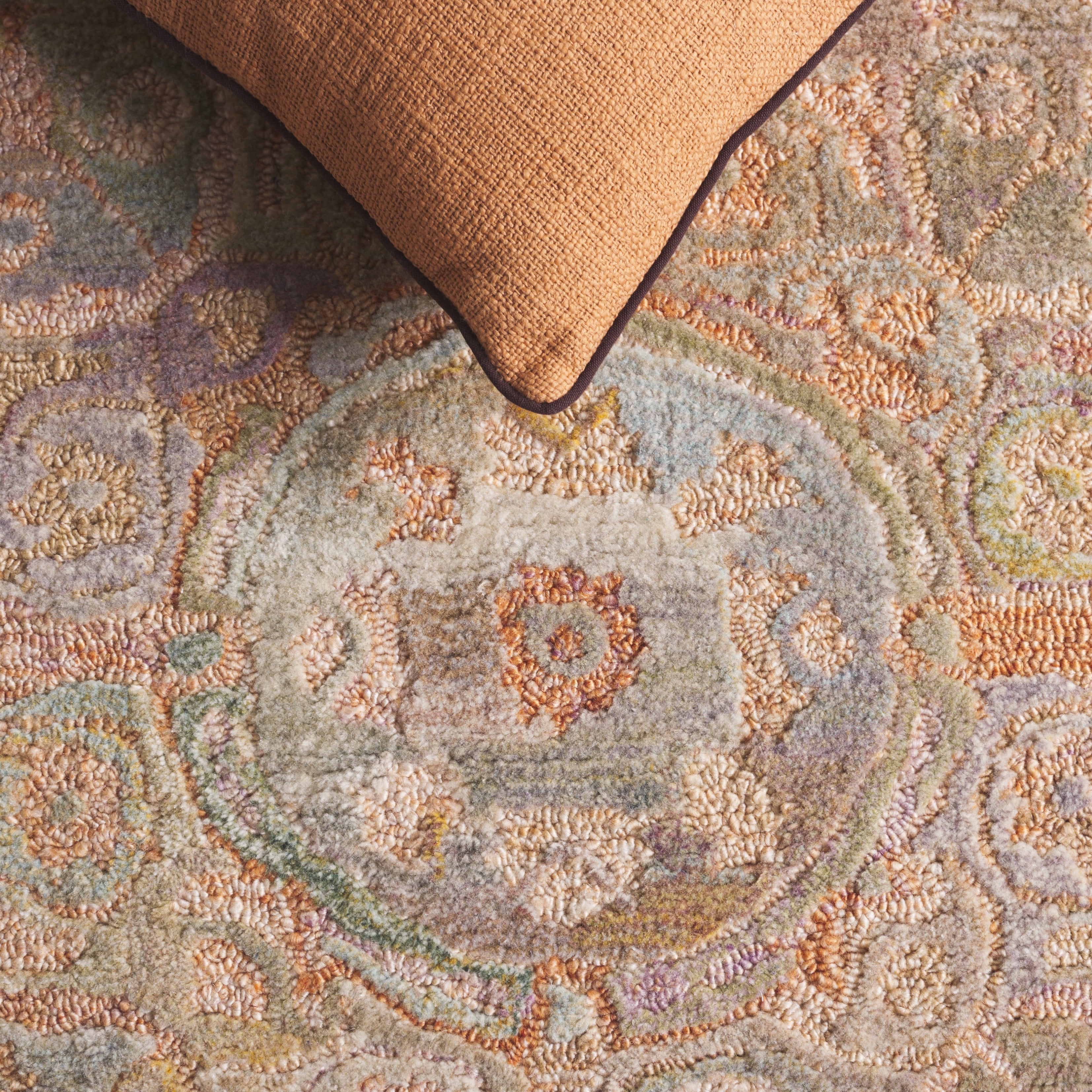 SAFAVIEH Marquee Deziree Medallion Area Rug, Rust/Green, 9' x 12'