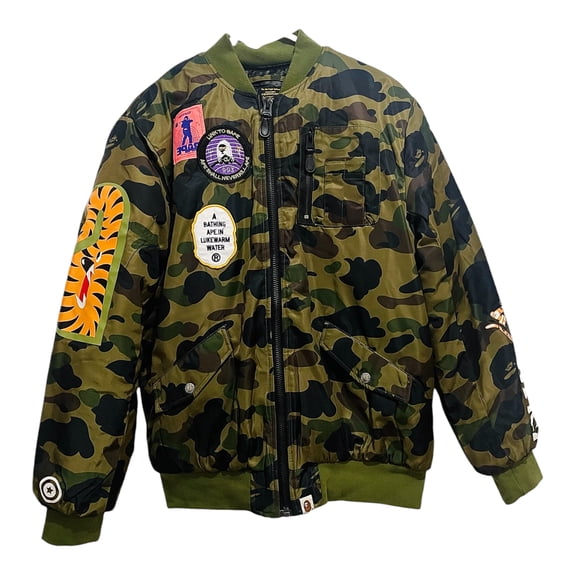 Chamarra Bomber Bape Patrón de Camuflaje Talla M