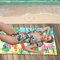 thumbnail image 5 of Toalla de playa Kavrave de microfibra extragrande para viajes, de secado rápido, resistente a la arena, para mujeres, hombres y niñas, ideal para piscinas., 5 of 5