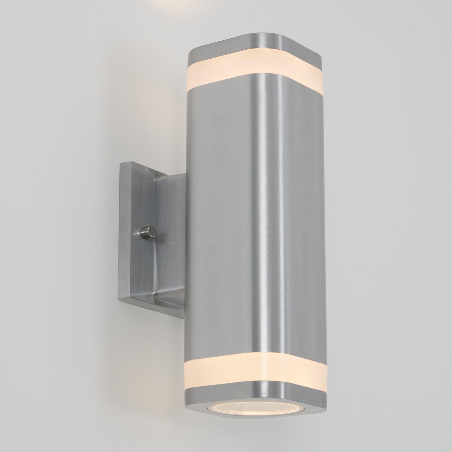 Artika Mettle LED Integrated Wall Light - Silver