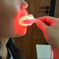 thumbnail image 1 of 2024 Dispositivo terapéutico de luz roja LED para terapia de gingivitis y alivio de cura de llagas dentales, 1 of 5