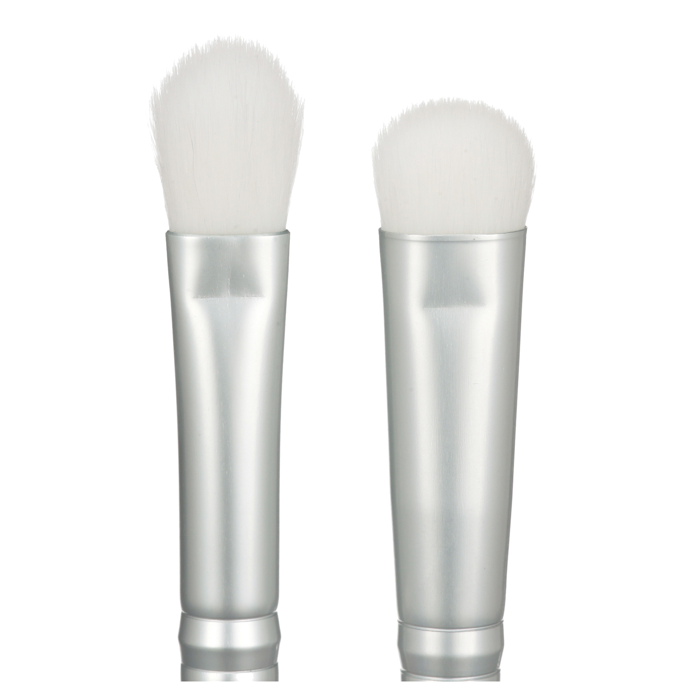 ($23 Value) e.l.f. Candy Cane 7 Piece Holiday Makeup Brush Set, Face & Eye - image 5 of 9