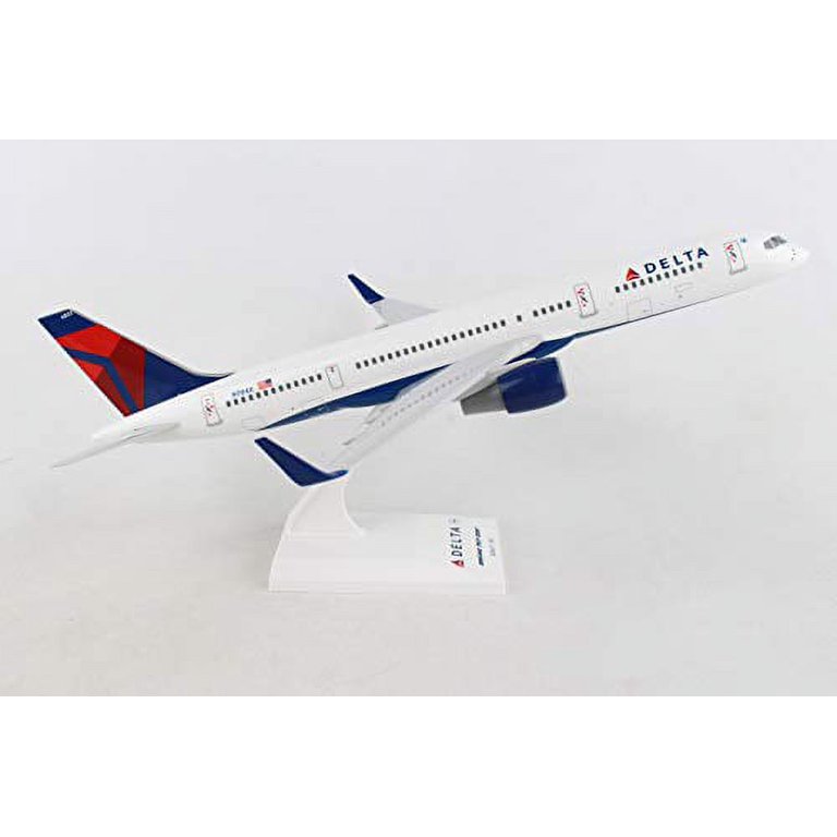 Skymarks SKR545 Delta 757-200 1-150 New Livery