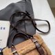 thumbnail image 3 of Bolso Mano Cuadrado Pequeño para Mujer Bandolera Con Solapa Ante Viajes Compras, 3 of 9