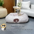 thumbnail image 2 of Cama de túnel extragrande para gatos de interior Cueva Donut con alfombrilla central color blanco rosado, 2 of 6