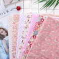 thumbnail image 2 of 7 Pcs Carrés en Coton Fleurs Roses Couture Pré-Découpée pour Patchwork(S), 2 of 9