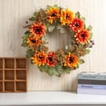 thumbnail image 4 of Corona de girasol con hojas de arce y calabaza HWRETIE,decoración colgante para puerta de entrada navideña de otoño con temática del Festival de la Cosecha y detalles de frutos rojos, 4 of 8