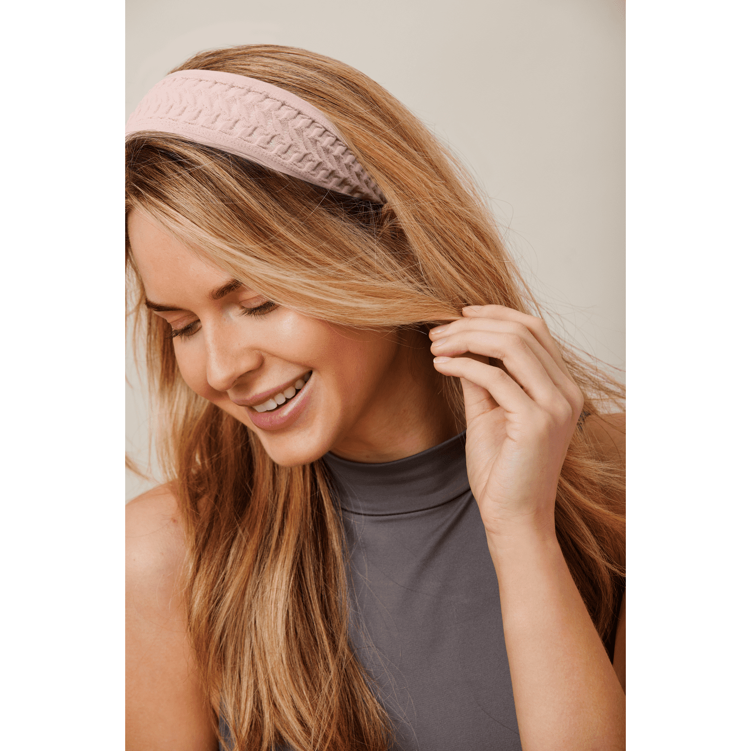 Scunci Luxe by Conair Textured Headwrap, Blush, Gentle Hold Hair Accessory, 1 Count
