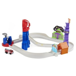 Disney Pixar Cars Tailgate and Pushover 2-Pack - Walmart.ca