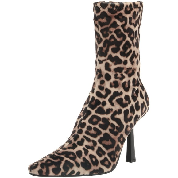 Steve Madden Women's VAKAY Fashion Boot, Leopard Velvet, 6