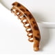 thumbnail image 1 of Fiudx Pinza para El Pelo Coreana, Elegante Pinza Grande Tipo Banana, Accesorio Antideslizante Versátil, Diseño Metálico Fluido y Elegante, Ideal para Banquetes de Boda, Regalo Perfecto para Mujeres., 1 of 2