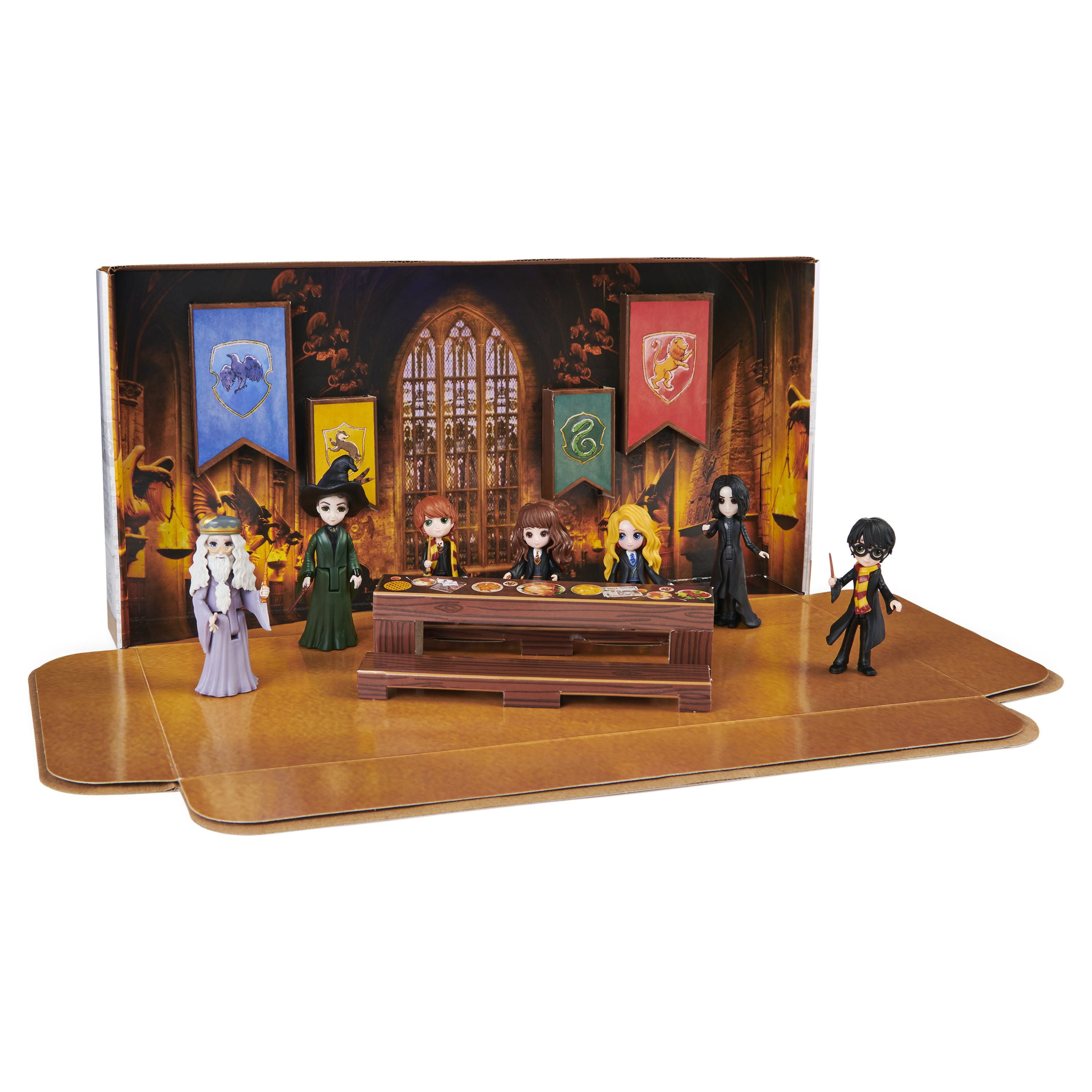 Harry Potter Magical Minis Play Set for Kids - Bundle with Harry Potter  Figure and Accessories Plus Harry Potter Decal and Magic Kit | Harry Potter