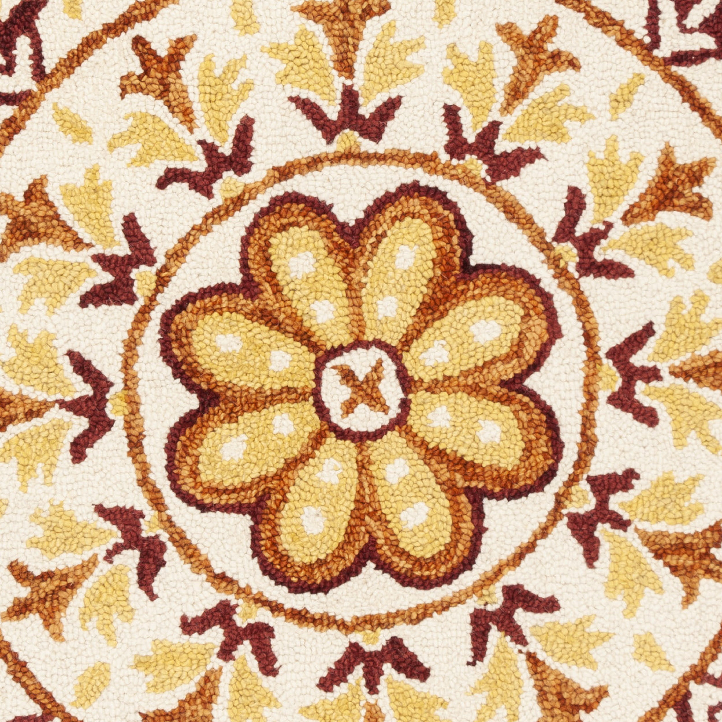 SAFAVIEH Novelty NOV607D Handmade Ivory / Gold Rug