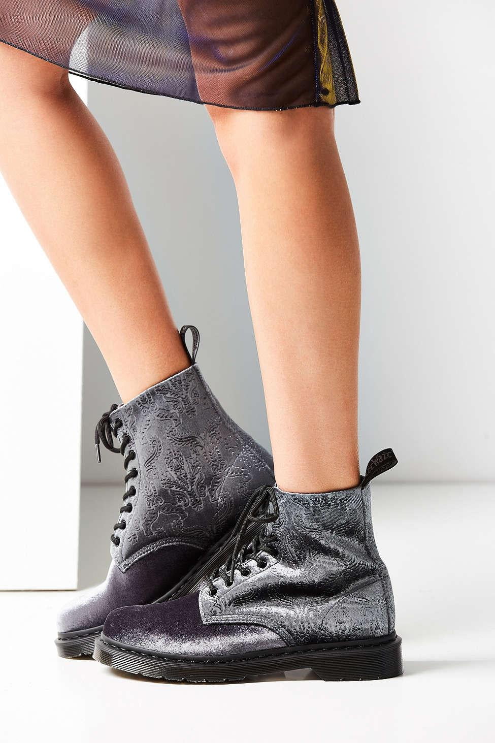 dr martens 1460 pascal embossed