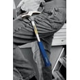 thumbnail image 2 of Martillo para enmarcar Estwing E3-30SM, 900 g, con empuñadura reductora de impactos, 2 of 8