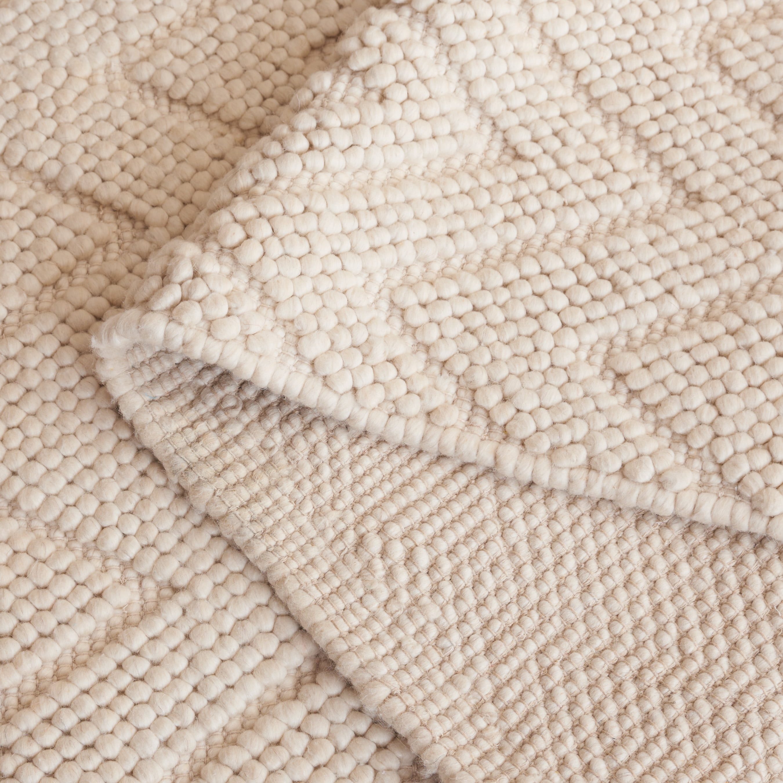 SAFAVIEH Natura Braylon Striped Area Rug, Beige, 6' x 6' Square