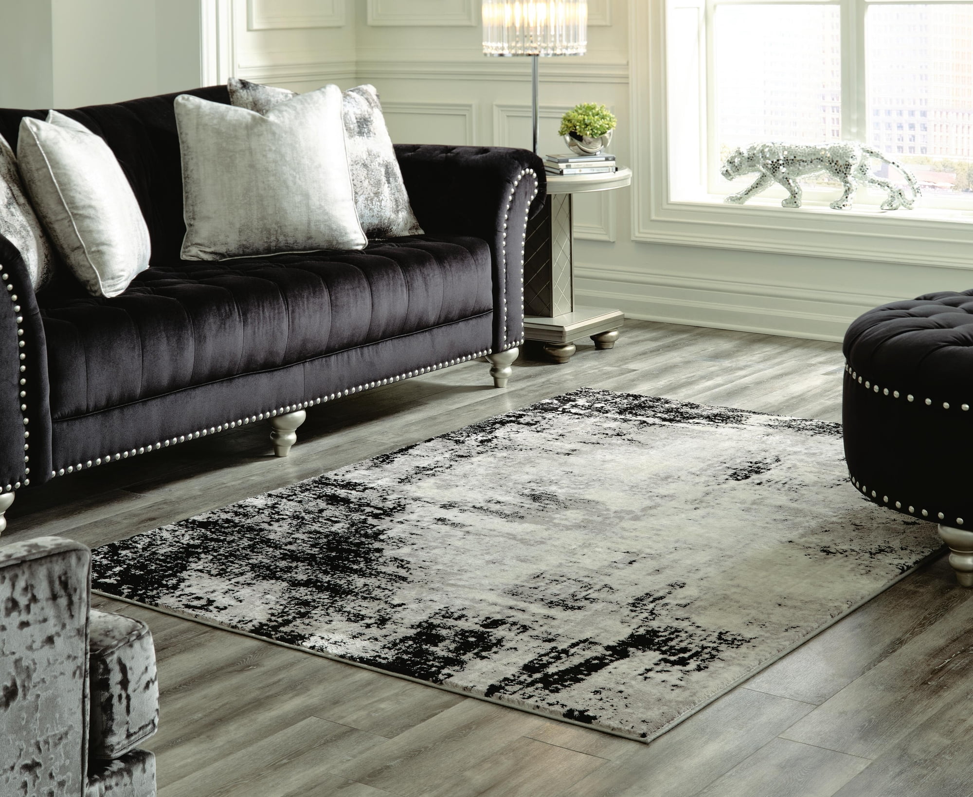 Signature Design by Ashley Contemporary Zekeman 5'3" x 7'7" Rug Black/Cream/Gray