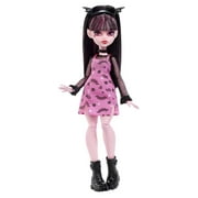 Monster High Draculaura Doll and Beauty Accessories, Goreganizer with Stamp Pen, Stickers and More