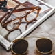 thumbnail image 4 of Montura de gafas redonda retro para hombres y mujeres, multifuncional, cómoda y portátil., 4 of 5